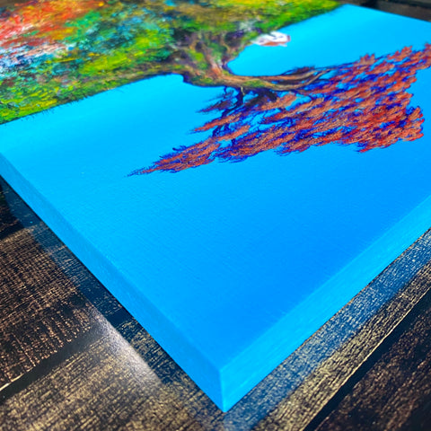Under the red tree in the blue sky (F4)