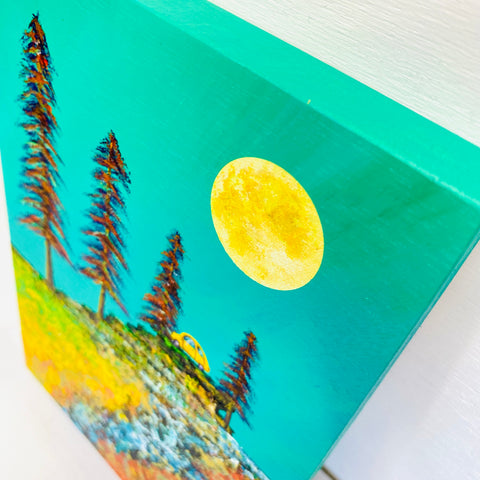The Moon's Journey in the Green Sky (SM)